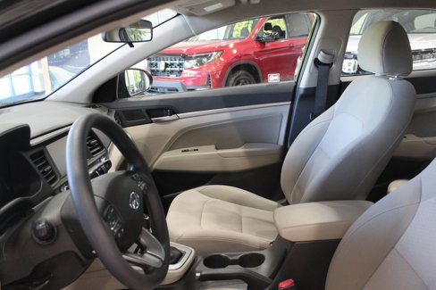 Used 2020 Hyundai Elantra SEL w/ Cargo Package (C1) image 16