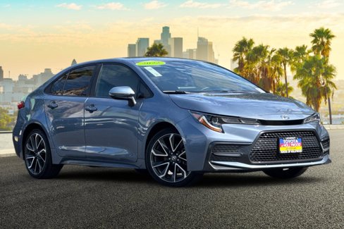 Used 2022 Toyota Corolla SE image 2