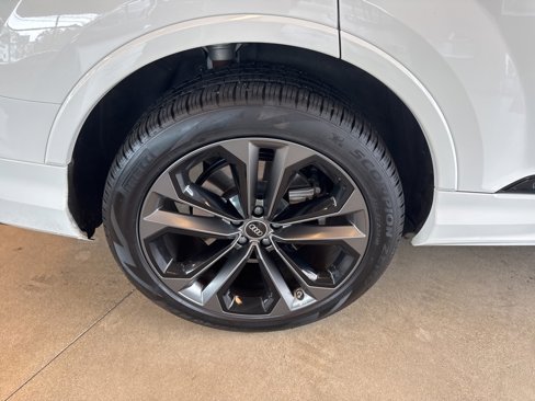 Used 2025 Audi Q7 3.0T Premium Plus w/ Premium Plus Package image 21