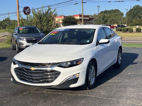 Certified 2024 Chevrolet Malibu LT image 3