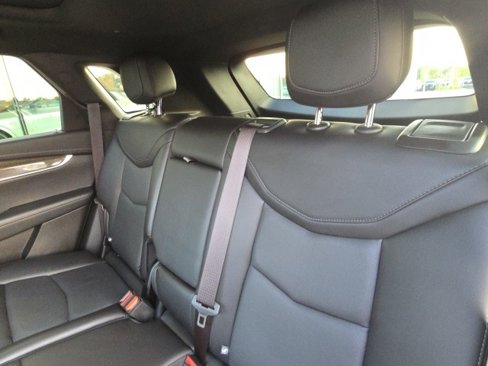 Used 2021 Cadillac XT5 Sportv w/ LPO, ONYX Package image 15