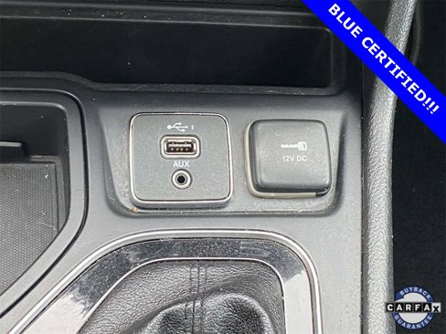 Used 2019 Jeep Cherokee Limited image 29