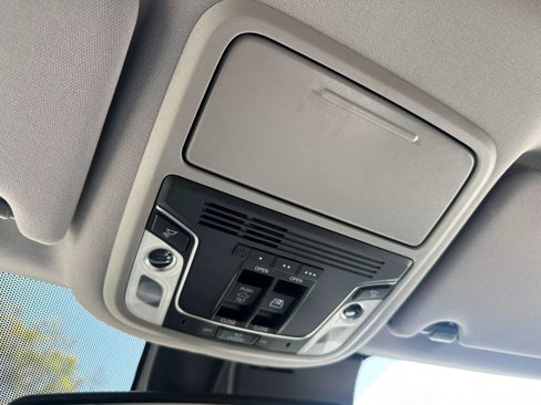 Used 2019 Honda Ridgeline RTL-E image 18