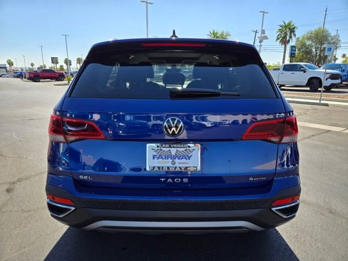 Used 2022 Volkswagen Taos SEL image 5