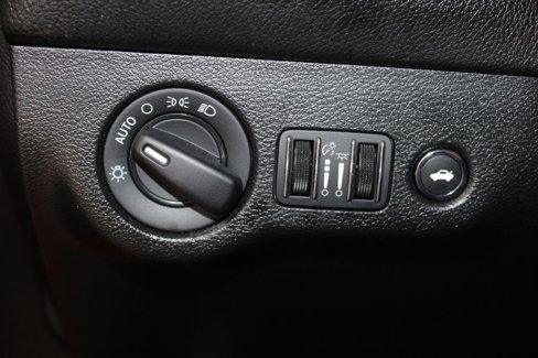 Used 2023 Dodge Challenger SXT image 37