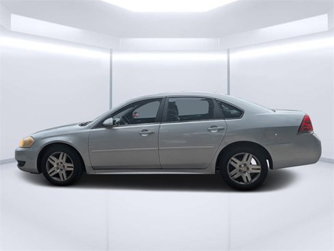 Used 2010 Chevrolet Impala LT image 6
