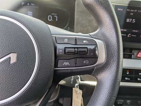 Used 2023 Kia Sportage LX image 27