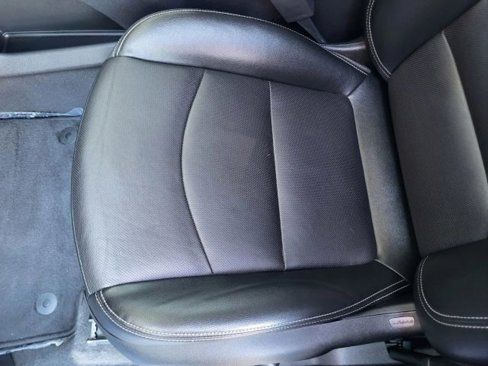 Used 2024 GMC Terrain SLT image 31