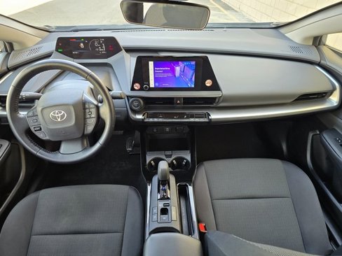 Used 2023 Toyota Prius LE image 2