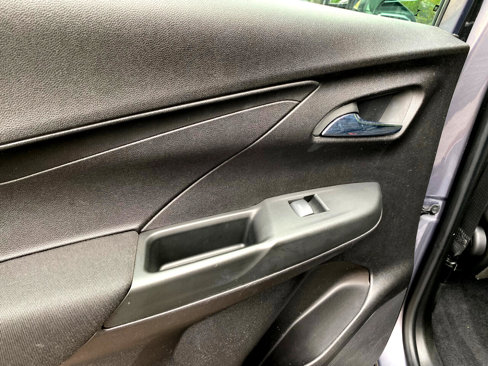 Used 2023 Chevrolet Bolt LT image 34