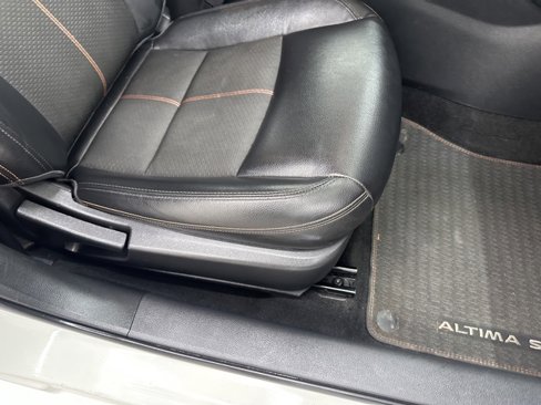 Used 2020 Nissan Altima 2.5 SR image 10