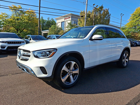 Used 2022 Mercedes-Benz GLC 300 4MATIC image 3