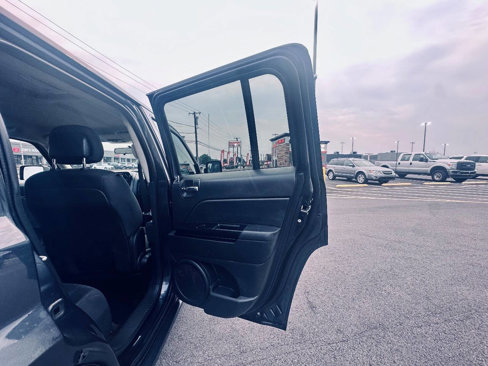 Used 2014 Jeep Patriot Latitude image 31