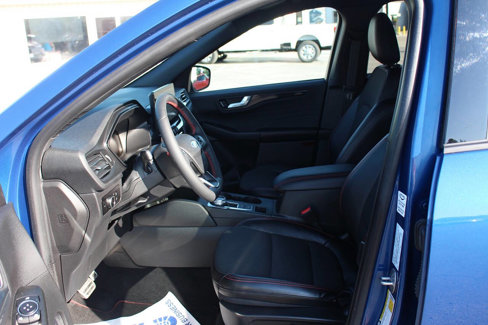 Used 2023 Ford Escape ST-Line w/ Tech Pack #1 image 8