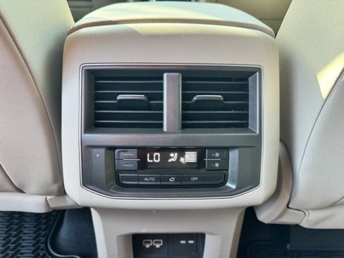 Used 2019 Volkswagen Atlas SEL image 14