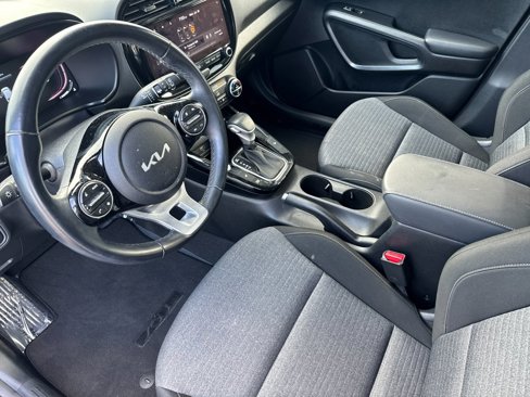 Used 2023 Kia Soul EX image 10
