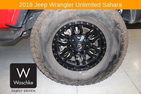 Used 2018 Jeep Wrangler Unlimited Sahara image 14