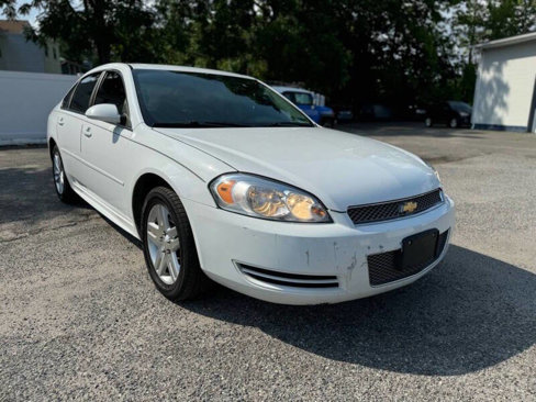 Used 2016 Chevrolet Impala LT w/ LT Sunroof Package image 3