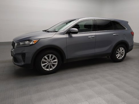Used 2020 Kia Sorento LX image 2