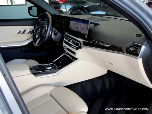 Used 2023 BMW 330i Sedan w/ M Sport Package image 38