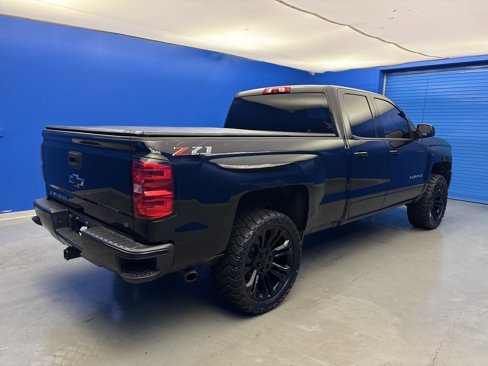 Used 2018 Chevrolet Silverado 1500 LT w/ All Star Edition image 7