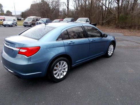 Used 2011 Chrysler 200 Touring image 13