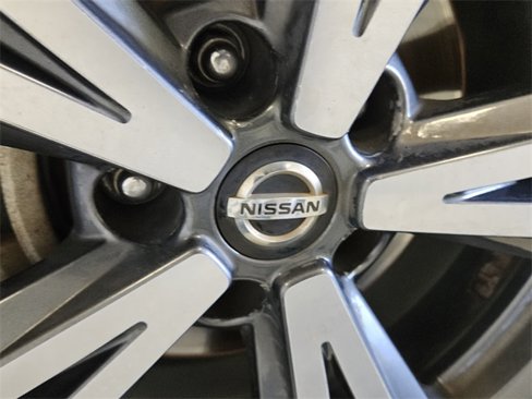 Used 2018 Nissan Rogue SL image 19
