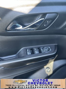 Used 2018 GMC Acadia SLT image 12