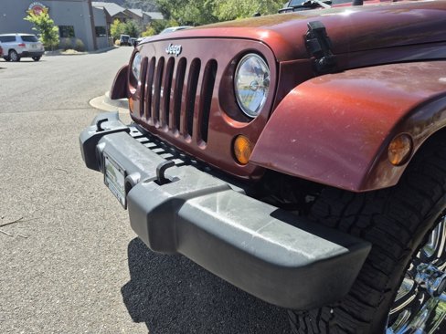 Used 2007 Jeep Wrangler Sahara w/ Dual Top Group image 30