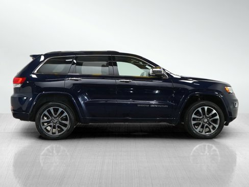 Used 2017 Jeep Grand Cherokee Overland image 6