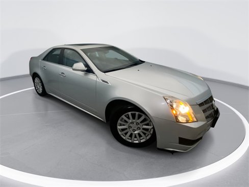 Used 2010 Cadillac CTS Luxury image 1