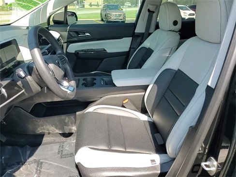 Used 2024 Honda Prologue EX image 10