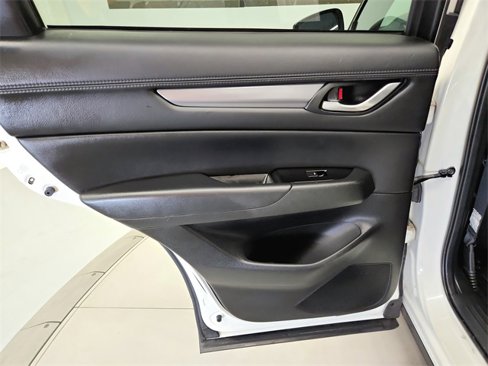 Used 2020 MAZDA CX-5 Touring image 29