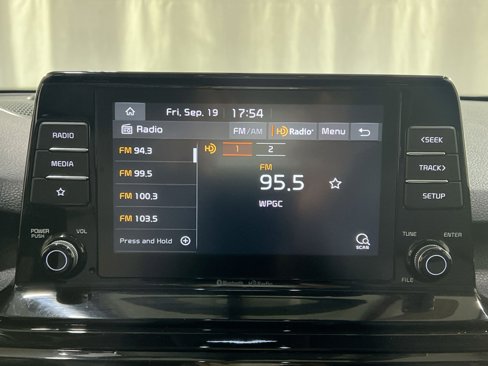 Used 2021 Kia Seltos EX image 18