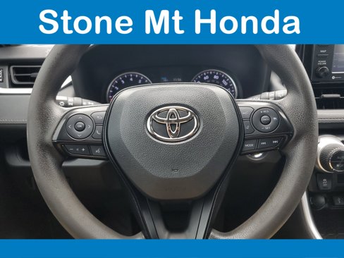 Used 2021 Toyota RAV4 XLE image 22
