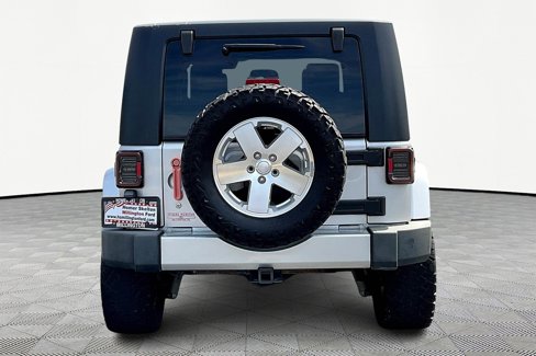 Used 2008 Jeep Wrangler Unlimited Sahara w/ Trailer Tow Group image 4