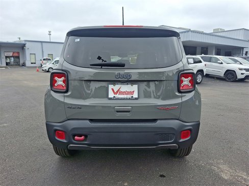 Used 2021 Jeep Renegade Trailhawk image 5