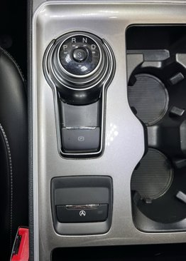Used 2024 Ford Edge SEL image 33