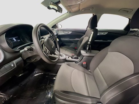 Certified 2022 Kia Forte LXS image 19