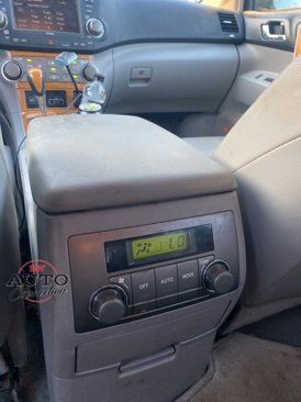 Used 2010 Toyota Highlander Limited image 10