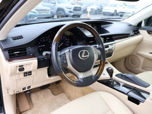 Used 2013 Lexus ES 350 image 18
