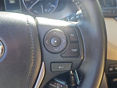 Used 2017 Toyota RAV4 XLE image 21