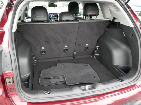 Certified 2022 Jeep Compass Limited image 11