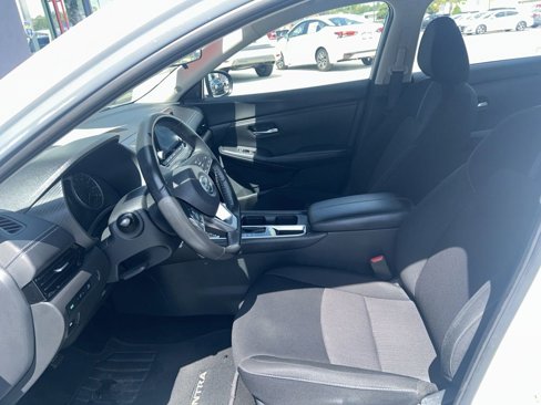 Used 2023 Nissan Sentra SV image 8