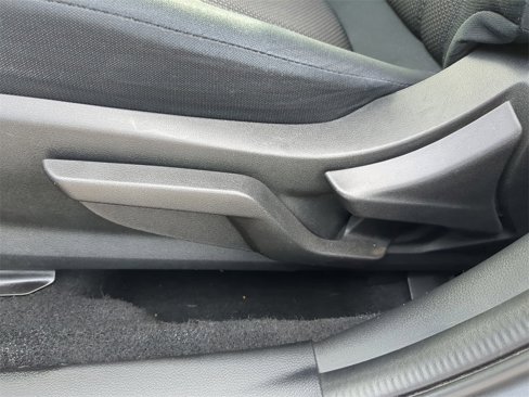 Certified 2023 Subaru Crosstrek 2.0i image 18