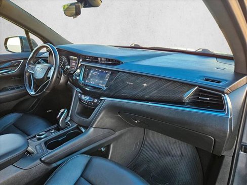 Certified 2021 Cadillac XT6 Premium Luxury image 24