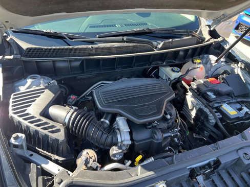 Used 2017 Cadillac XT5 Luxury image 21