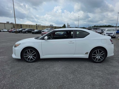 Used 2014 Scion tC image 4