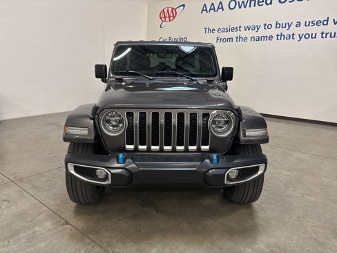Used 2022 Jeep Wrangler Unlimited Sahara image 8