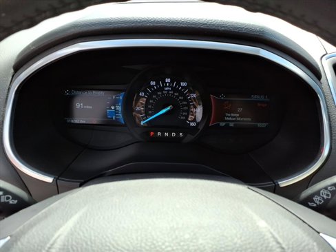 Used 2018 Ford Edge Titanium w/ Equipment Group 301A image 15